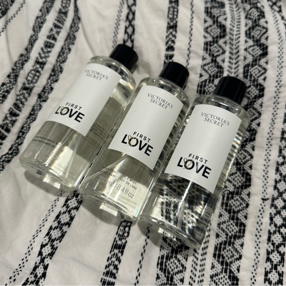 Victoria Secret- first love fine fragrance mist